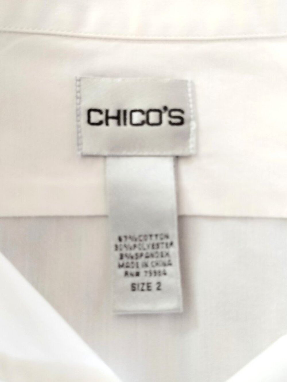 Chico's Button Front Tunic Blouse 2 Lg White Long Roll Tab Slv Side Slits - Picture 8 of 8